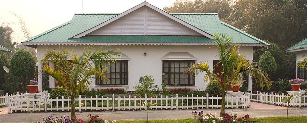 United-21 Grassland Hotel Bagori Exterior foto